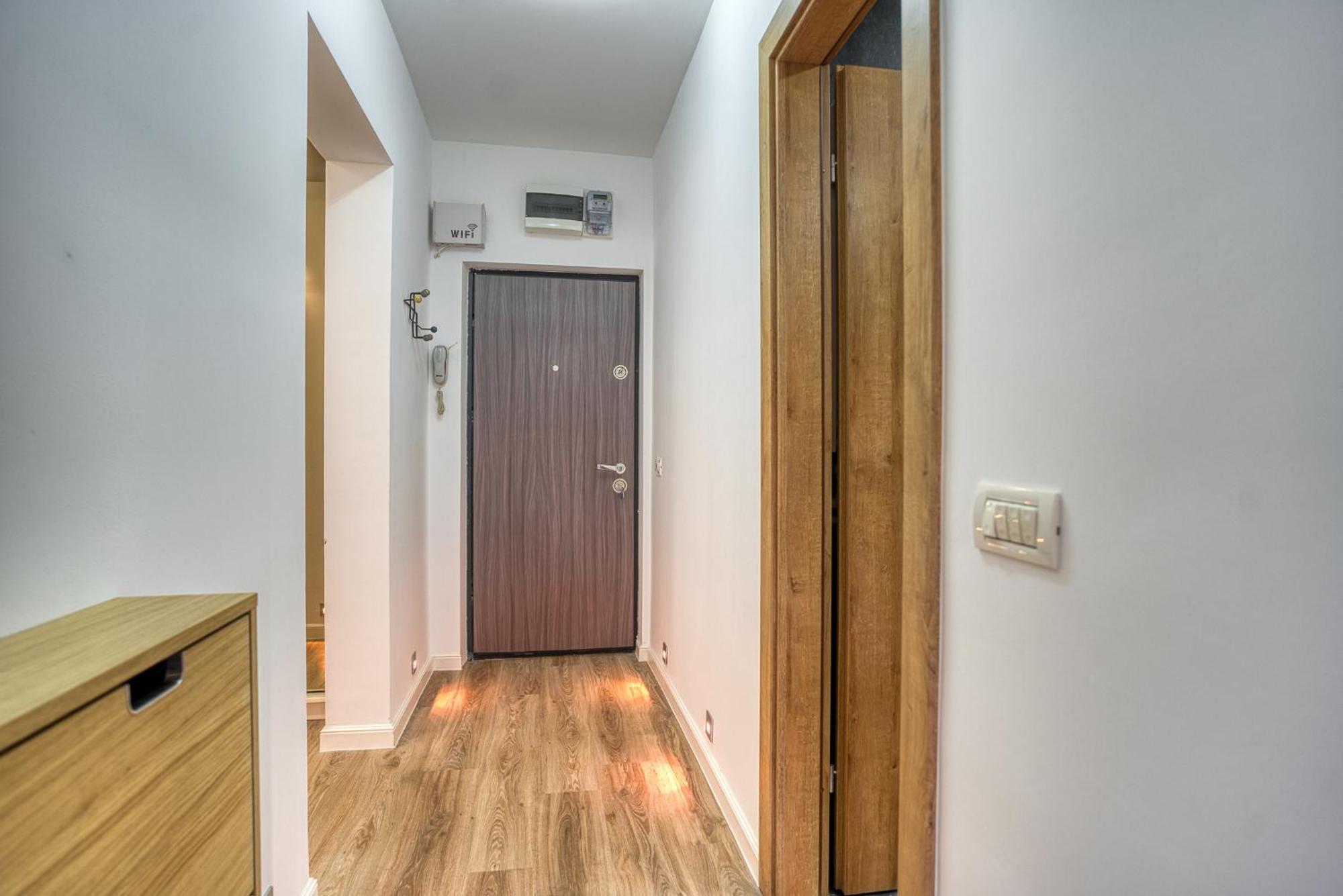 City Chic Retreat: Newly Renovated 1Br Apartment บูคาเรสต์ ภายนอก รูปภาพ